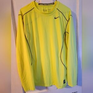 Nike Pro Combat Dri-Fit Fitted M Pullover Tee Neon Yellow